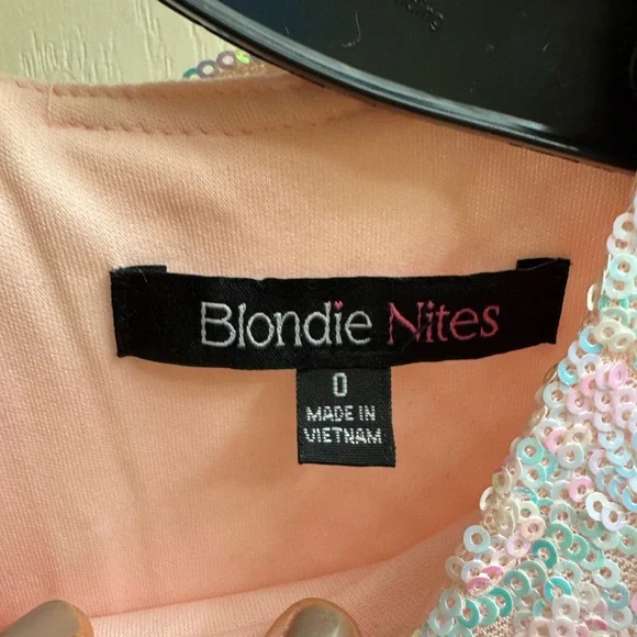 Blondie Nites HOCO/Prom size 0 dress - Picture 5 of 6